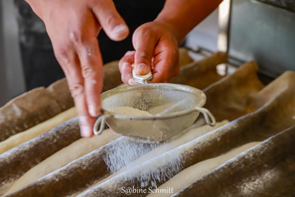 boulangerie saint-etienne-du-gres-pain fait maison arles-viennoiseries tarascon-patisseries saint-remy-de-provence-salades saint-etienne-du-gres-sandwichs maussanne-les-alpilles