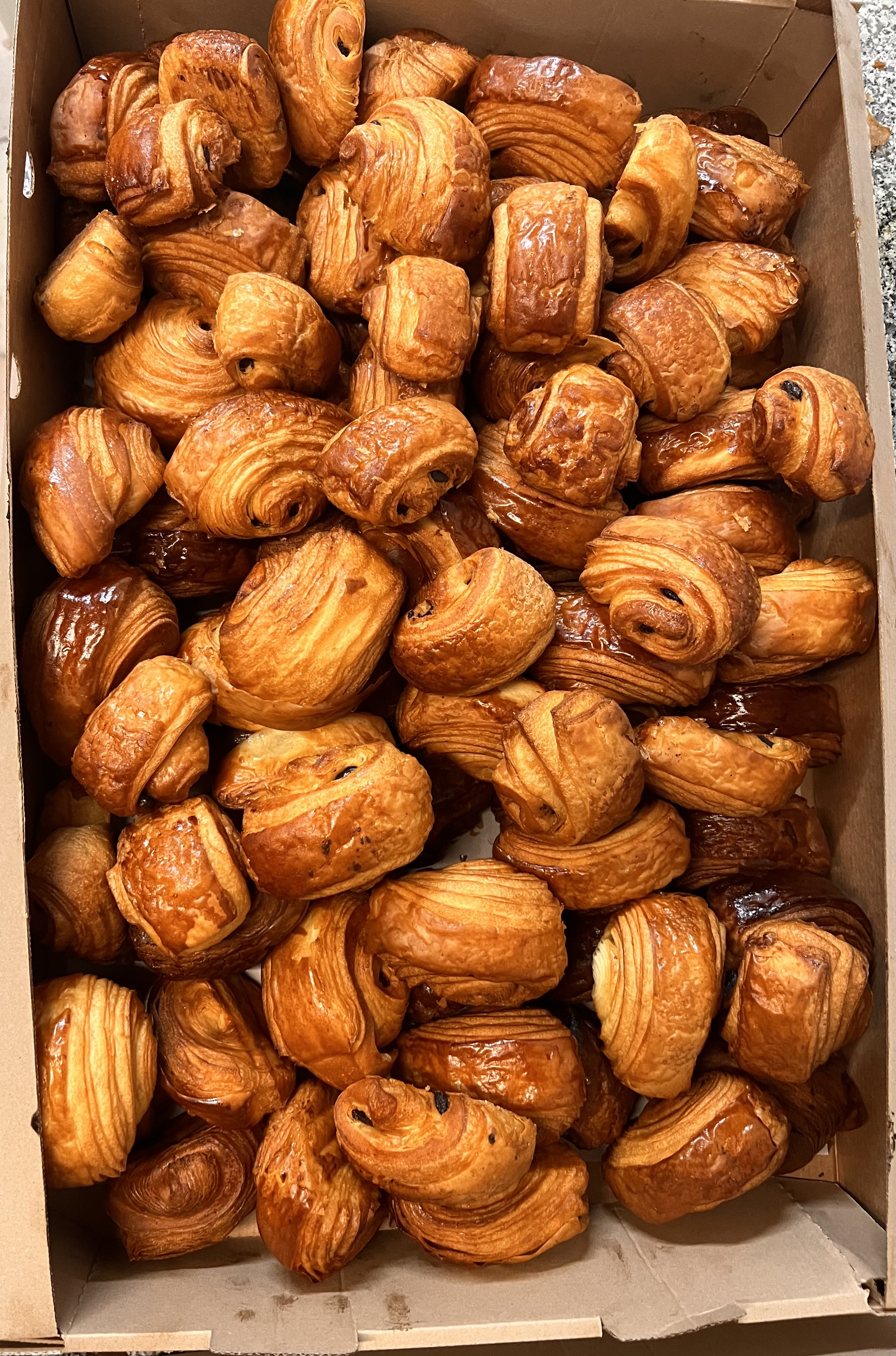 boulangerie saint-etienne-du-gres-pain fait maison arles-viennoiseries tarascon-patisseries saint-remy-de-provence-salades saint-etienne-du-gres-sandwichs maussanne-les-alpilles