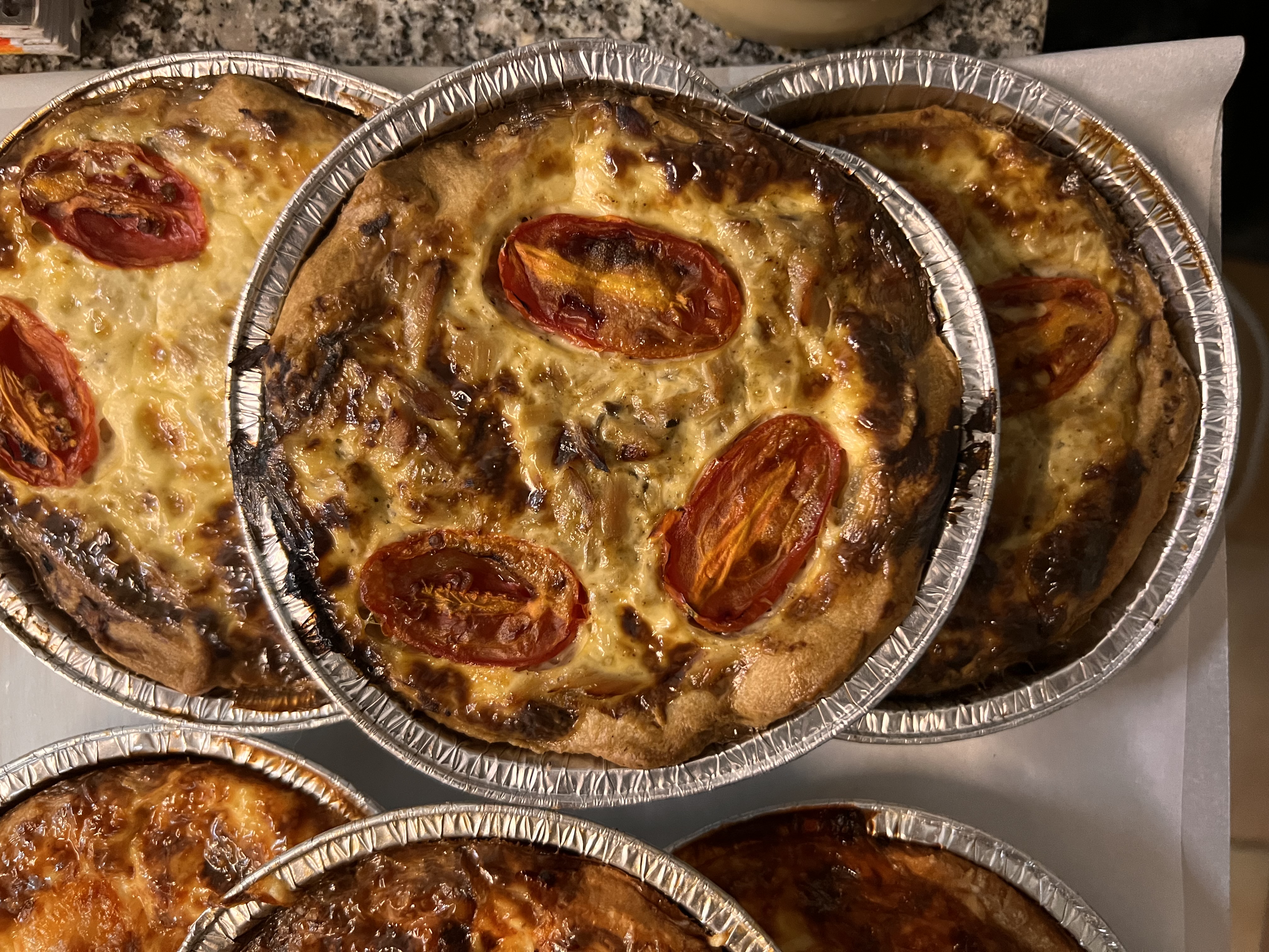 boulangerie saint-etienne-du-gres-pain fait maison arles-viennoiseries tarascon-patisseries saint-remy-de-provence-salades saint-etienne-du-gres-sandwichs maussanne-les-alpilles